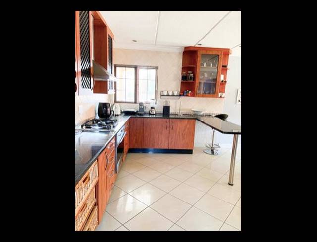 4 BEDROOM HOUSE FOR SALE IN BOSKRUIN